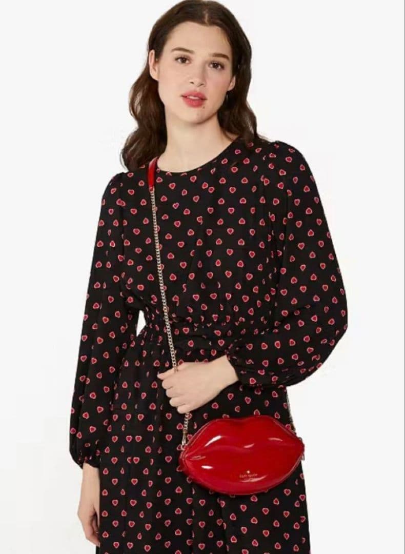 ケイトスペードニューヨーク　3Dリップ クロスボディ バッグ