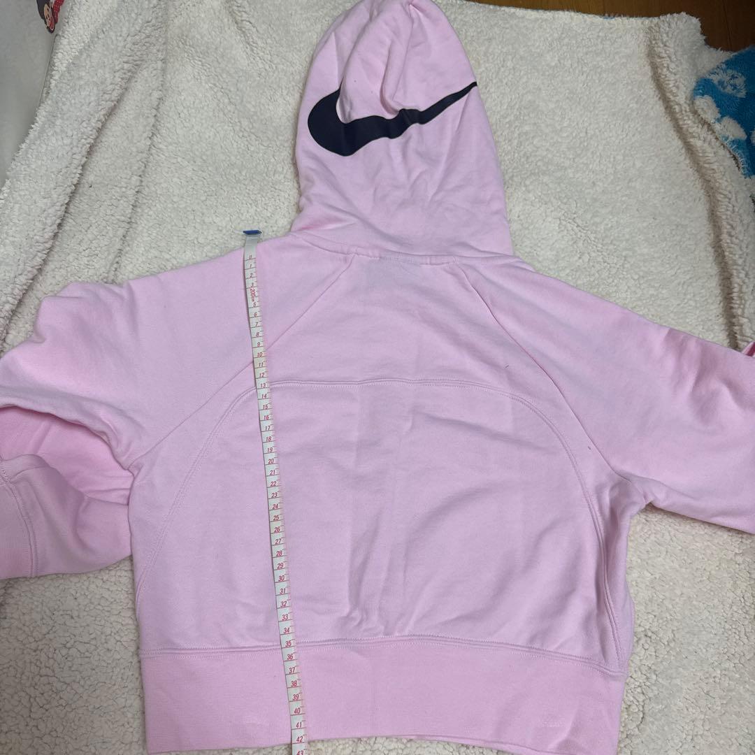 Nike ピンク フード付き クロップドスウェット