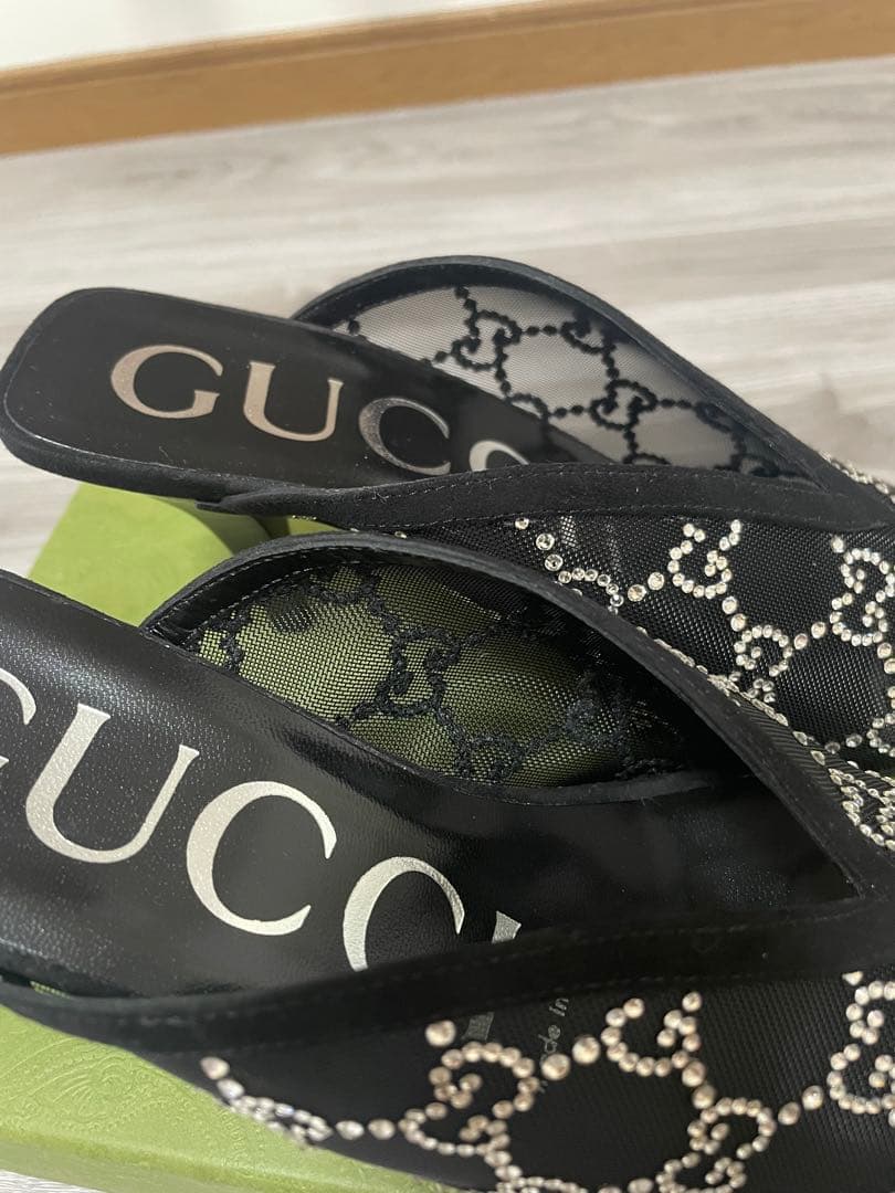 グッチ　サンダル