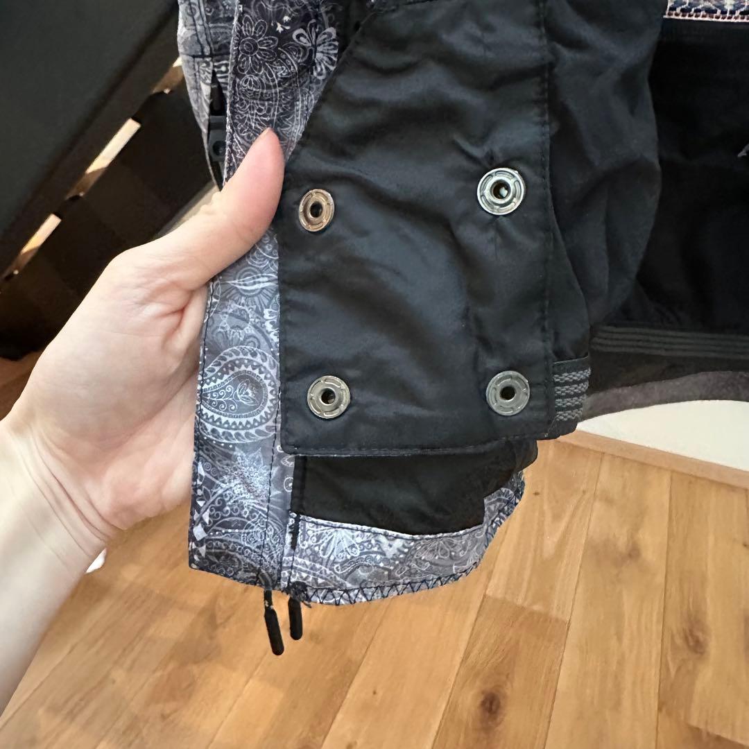 Burton バートン　スノーウェア　レディース　上下セット