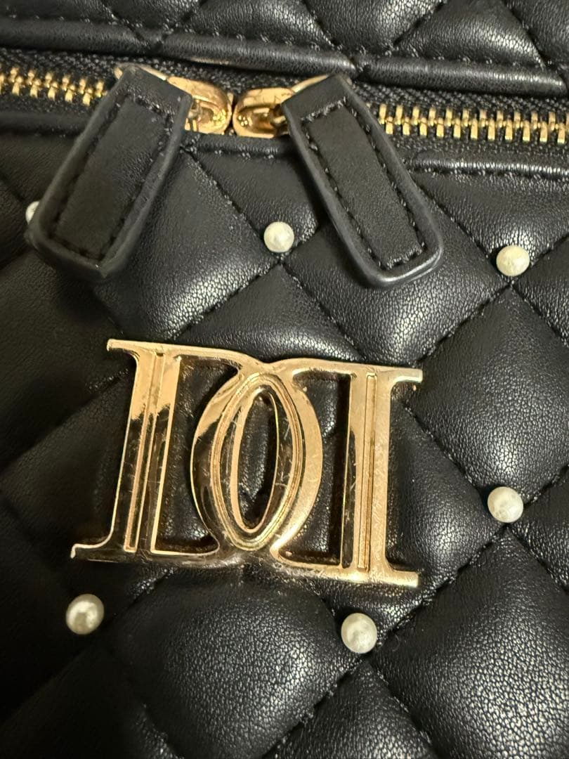 Darich キルティング パール スクエア ミニバッグ BLK