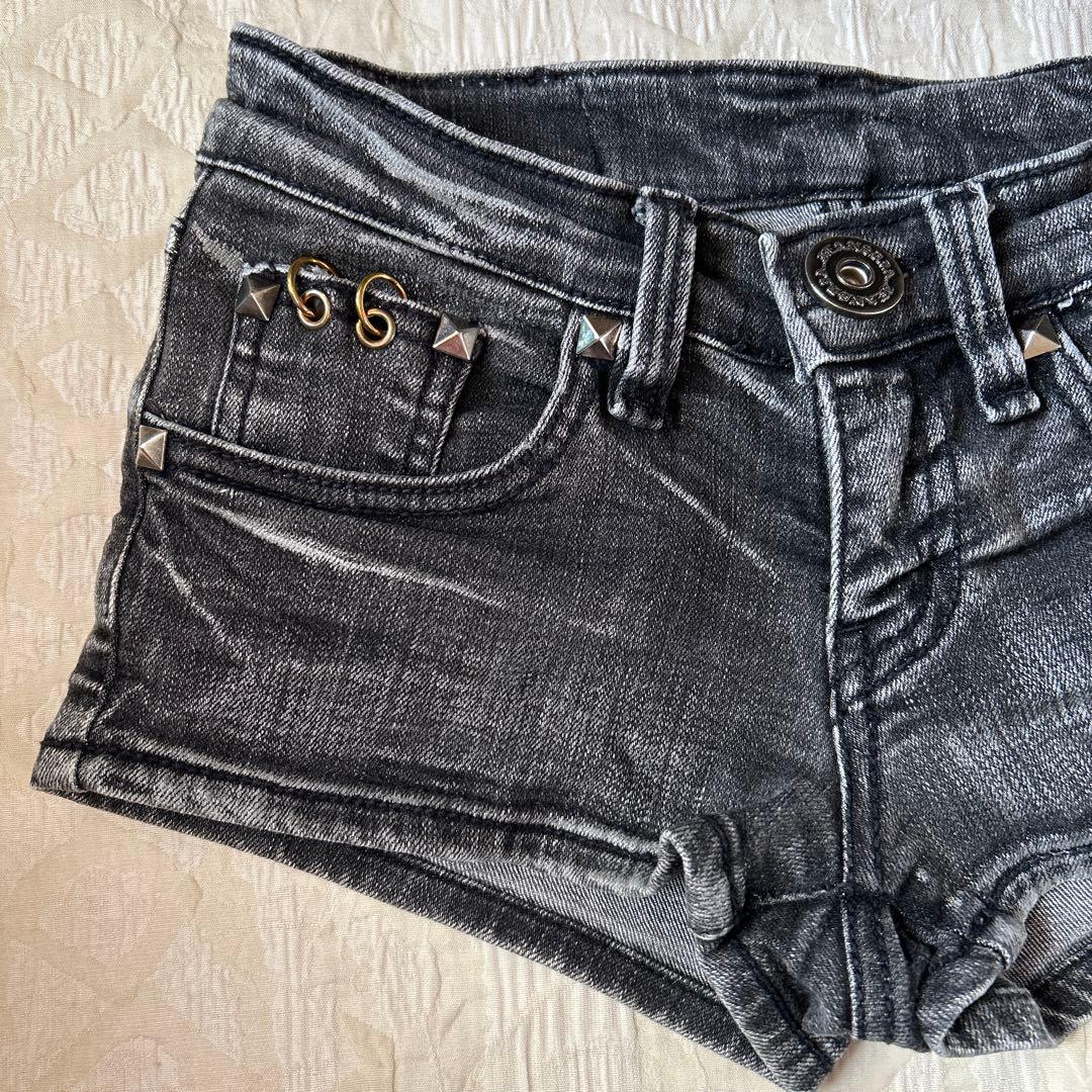 d.i.a.ダイヤ ダメージ加工ショートパンツ Y2K 平成ギャル系
