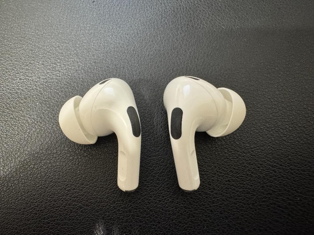 ポ*ョ様 Apple AirPods Pro 第2世代 MagSafe充電 US