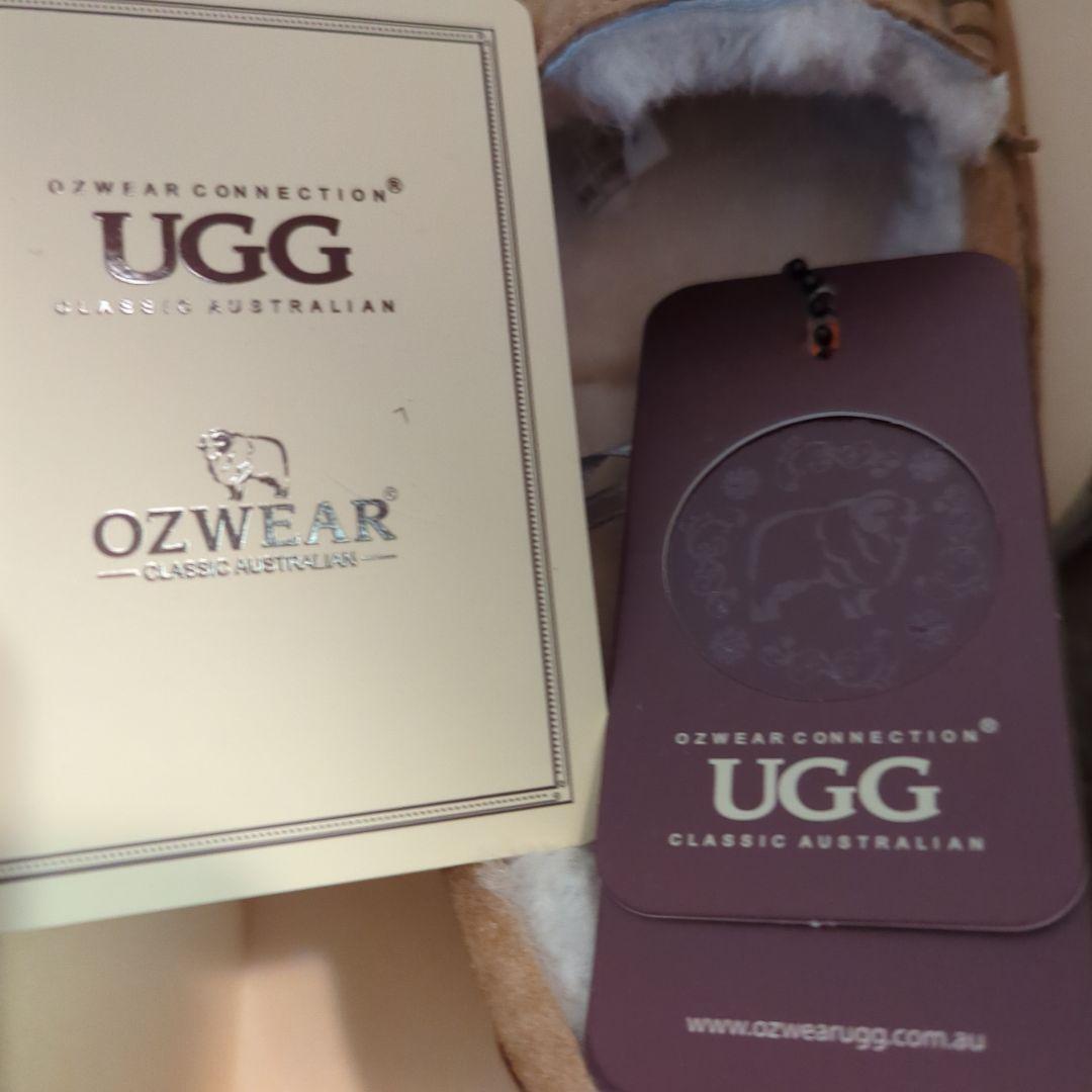 UGGオーストラリア　ローファー