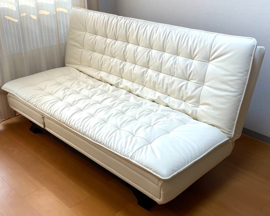 ニトリ ソファベッド　アイボリー　(Nシールド)