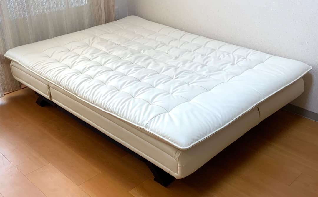 ニトリ ソファベッド　アイボリー　(Nシールド)