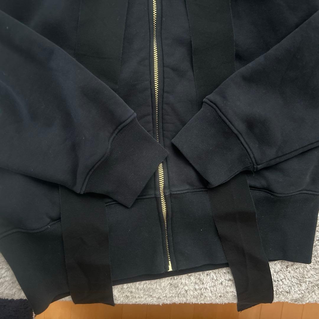 PATOU ブラック フード付きパーカー