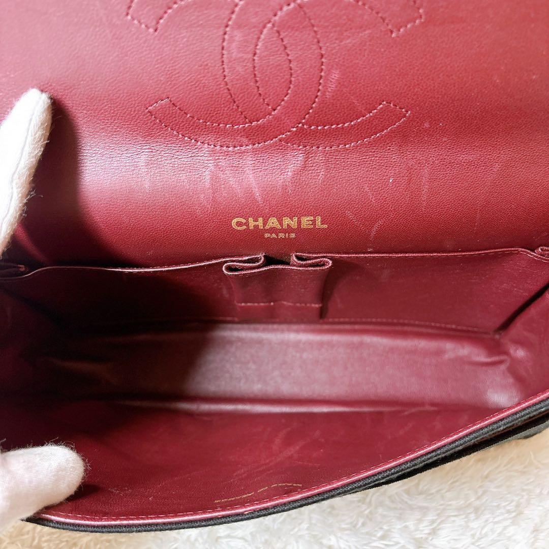 CHANEL✨【美品】レザー　マトラッセ　コットン　ショルダーバッグ　ラムスキン