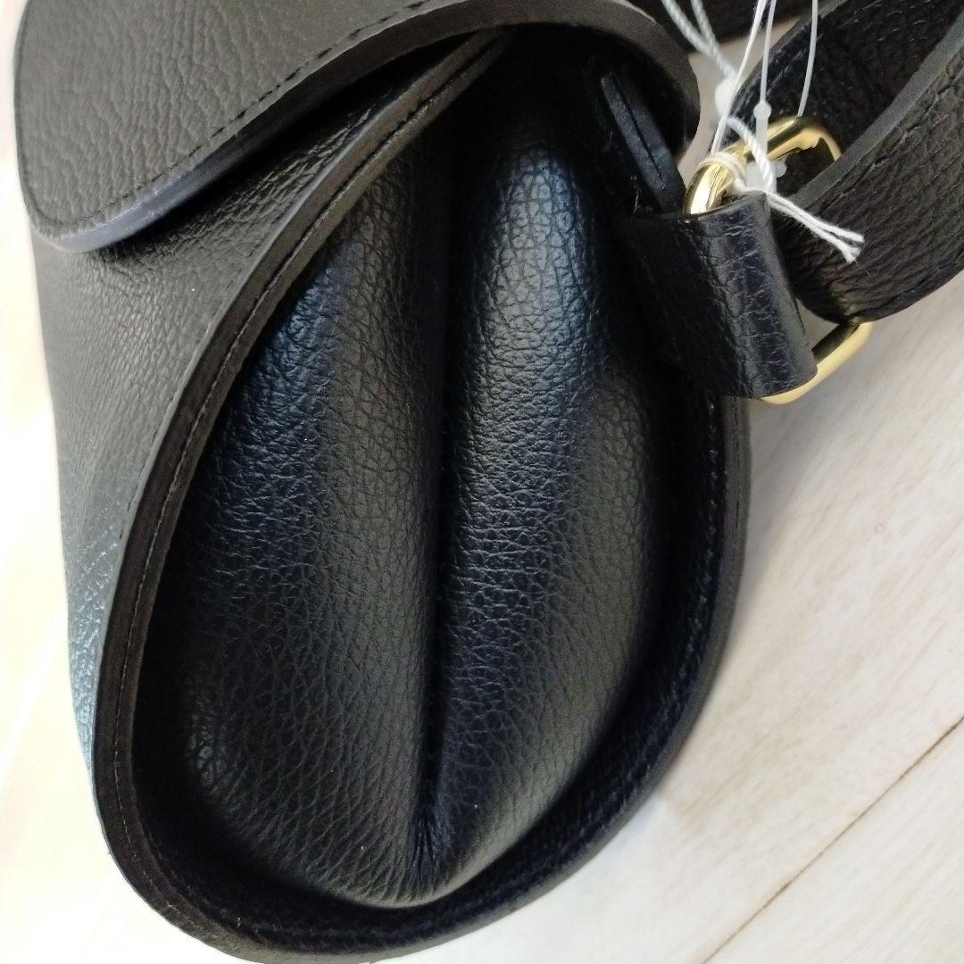 ナノ・ユニバース　レザークロスボディバッグ　AULENTTI