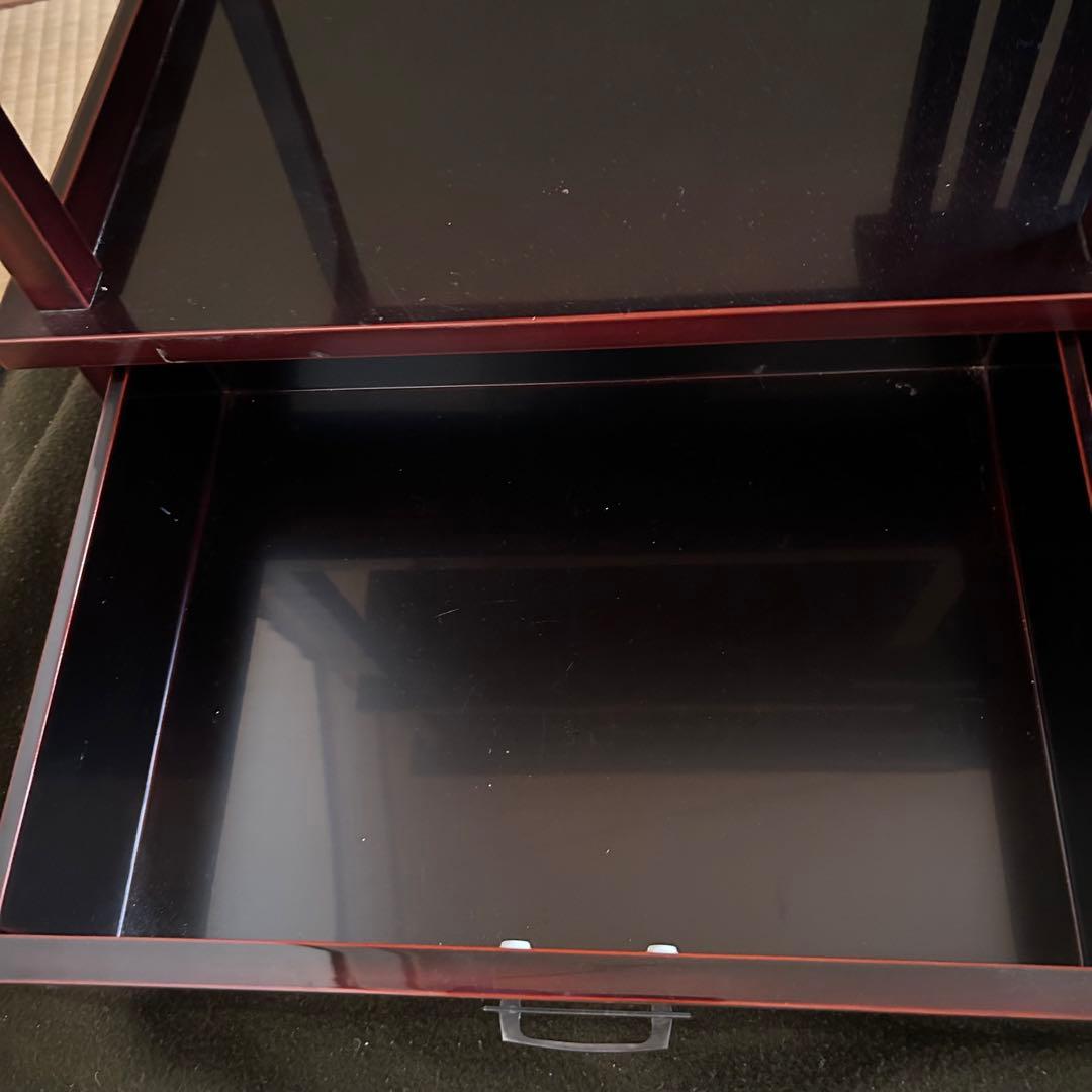 本漆　輪島塗　茶箪笥　モダンなデザイン　ワインレッド