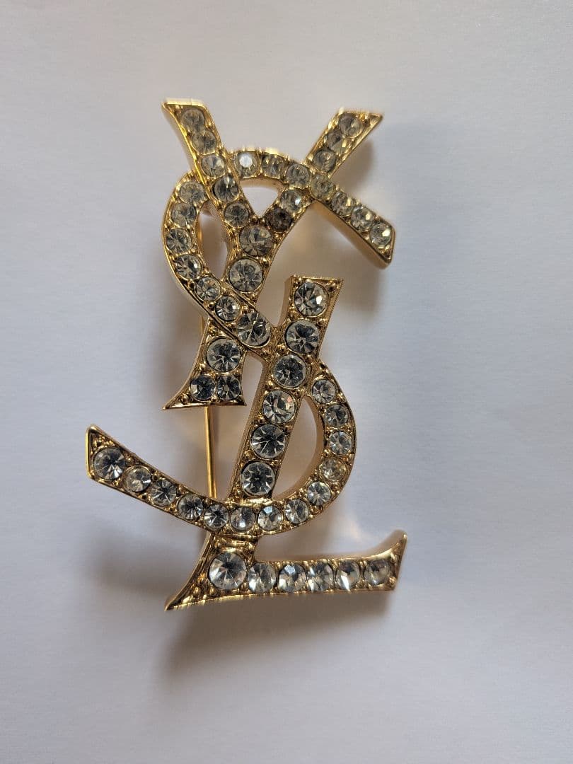 イヴサンローラン ブローチ