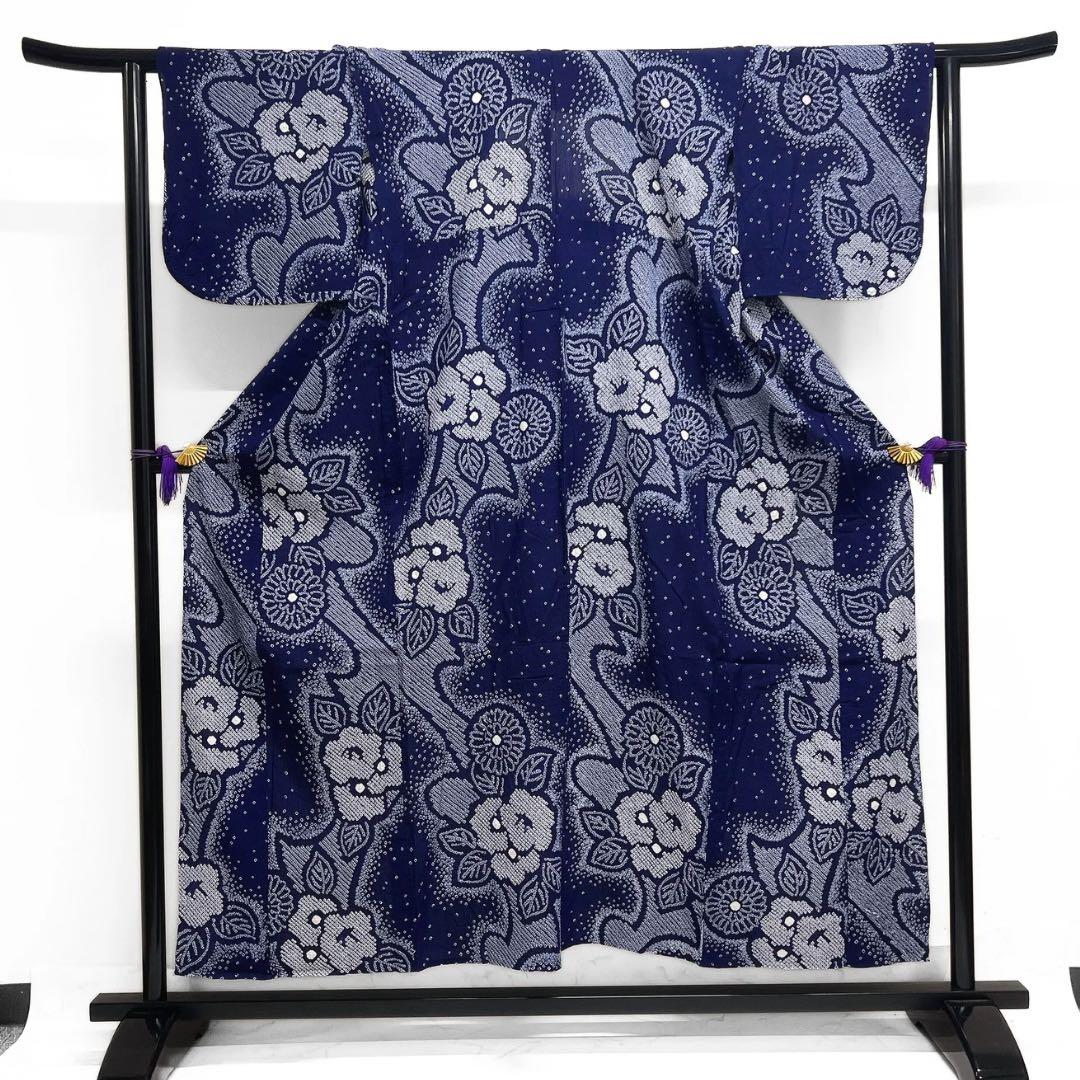 浴衣　有松鳴海絞り　菊　椿　流水　藍染　ネイビー　着物　064a d