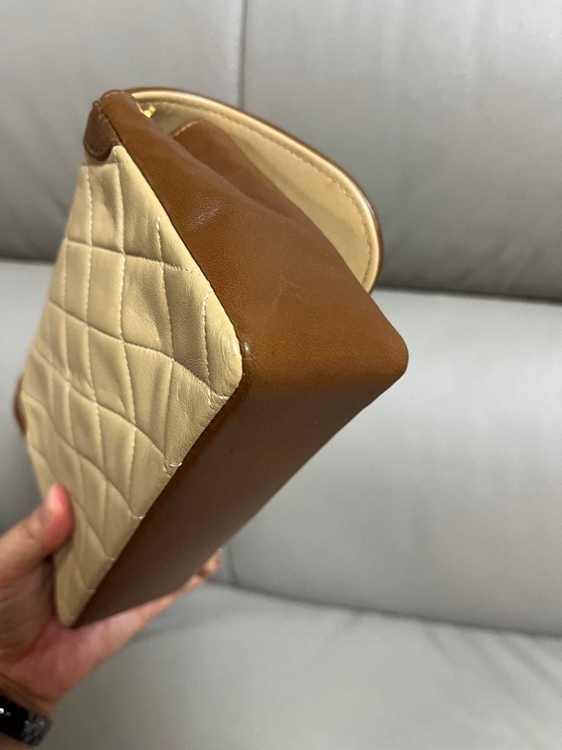 セール！！　CHANEL キルティング ショルダーバッグ