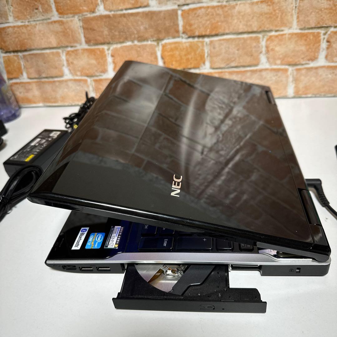NECノートPC Core i7 SSD256GB Windows11オフィス付