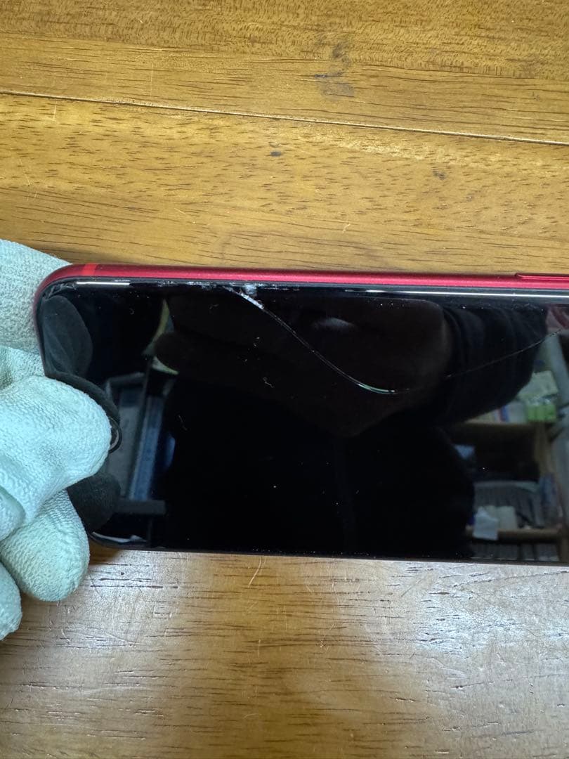 【中古】Apple iPhone SE (第2世代) ガラス割れあり