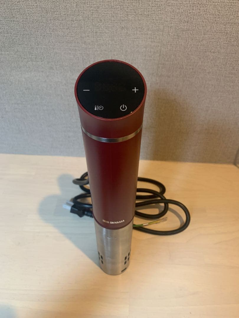 アイリスオーヤマ 低温調理器 スリム LTC‑02‑R（カシスレッド）