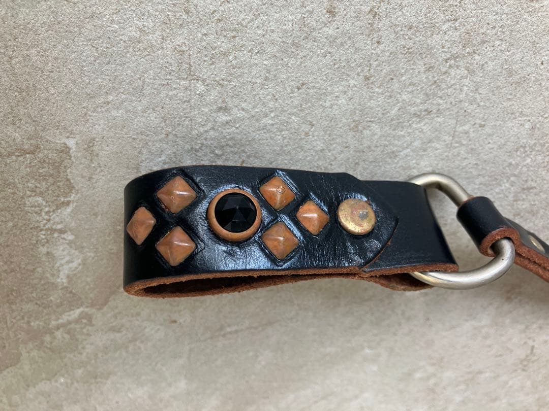 HTC スタッズレザーウォレットチェーン未使用