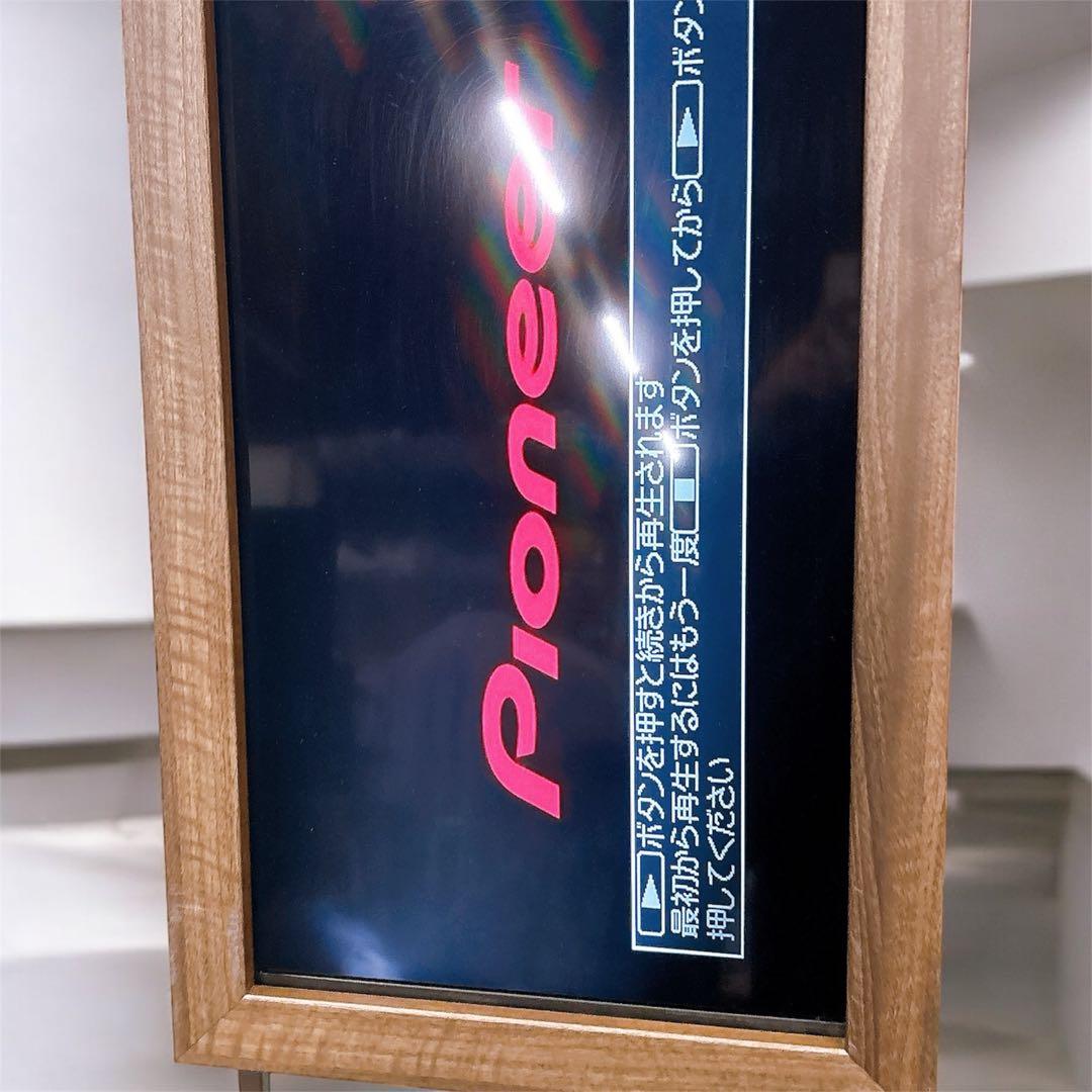 初期化済み デジタルサイネージ 32型SHARP デジタル看板イーゼルスタンド付