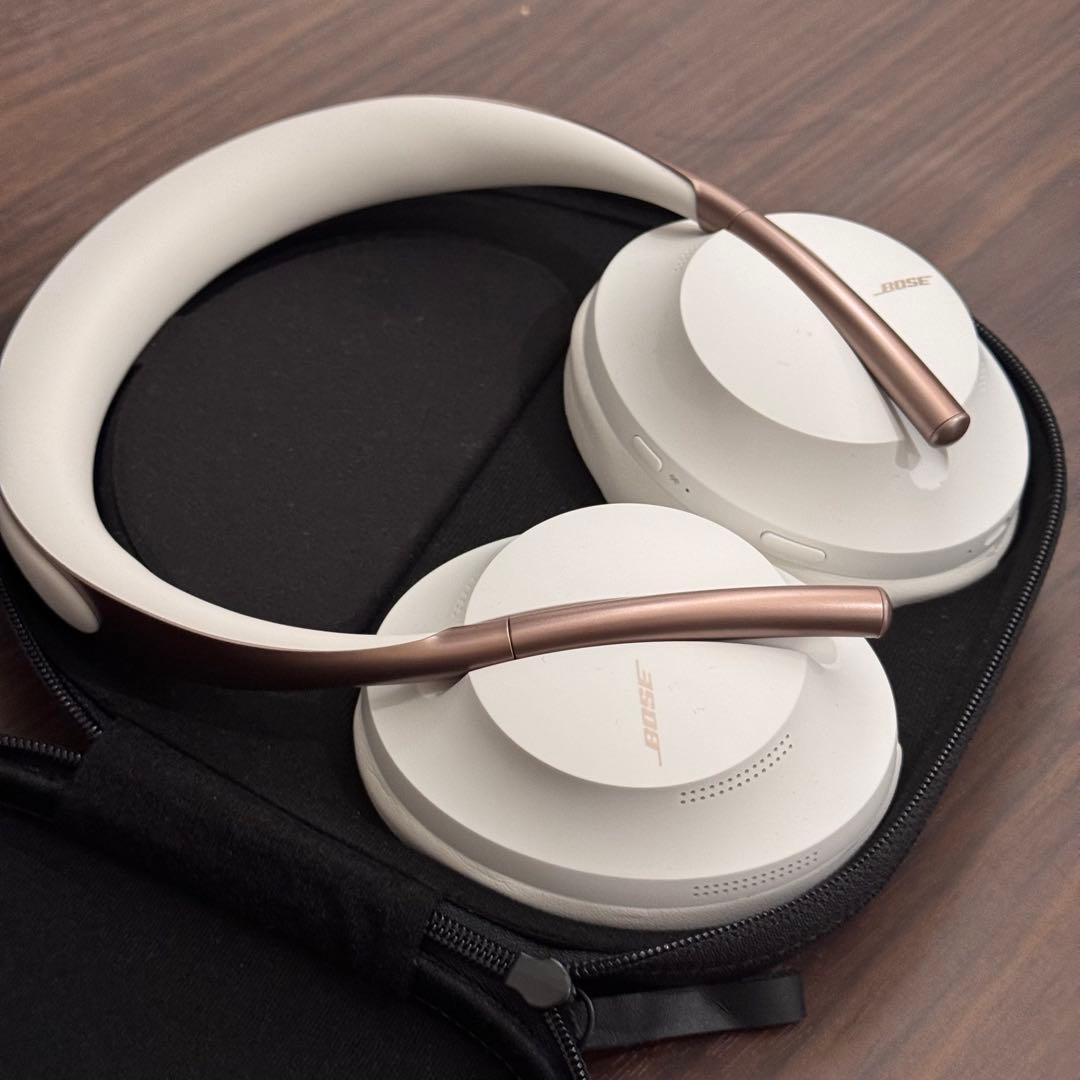 ヘッドホン Bose Noise Cancelling 700 (NC700)