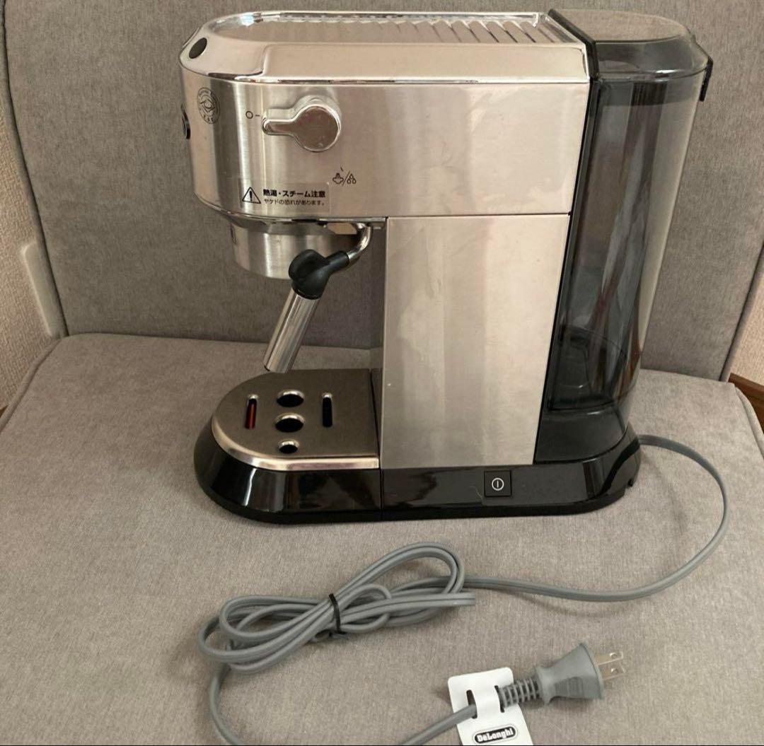 超美品　デロンギ　EC680M エスプレッソ•カプチーノメーカー　マシン