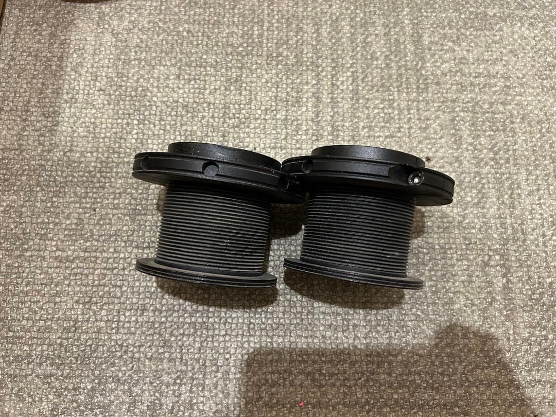 リアバネ、アジャスターセットH110 16K ノア/ヴォクシー/エスクァイア