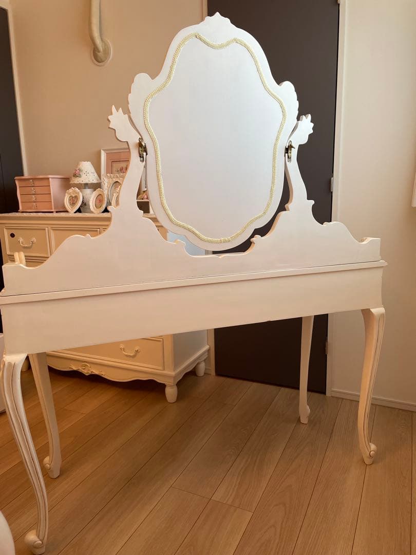 ドレッサー★マホガニー家具★シャビーホワイト★白家具★アンティーク調★輸入家具