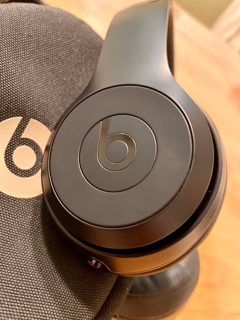 【セール中！】beats solo 3ワイヤレス ヘッドホン　マットブラック