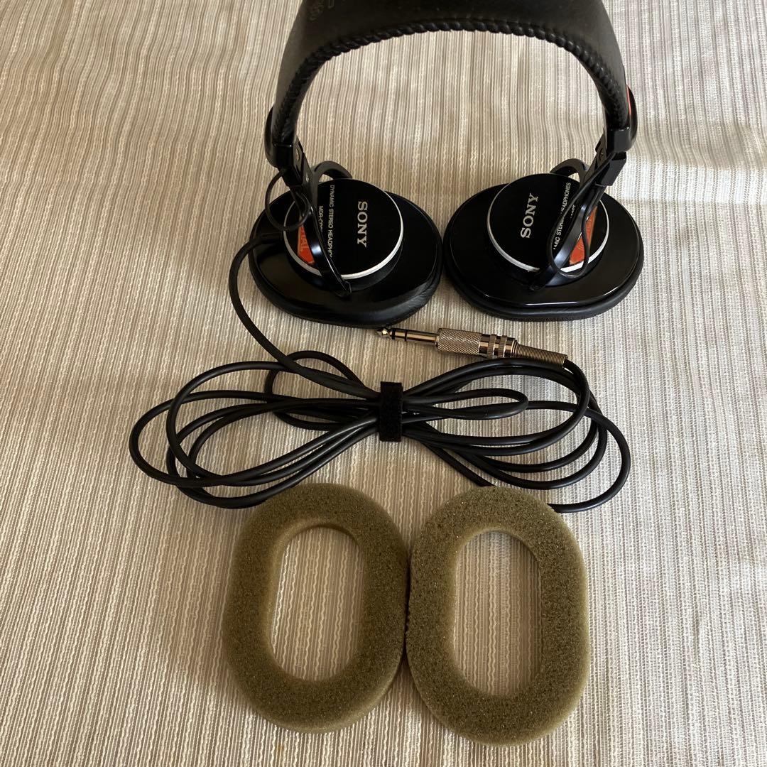 SONYヘッドフォンMDRーCD900ST