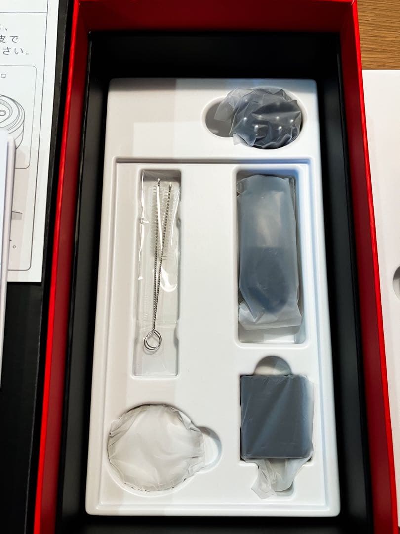 【新品未使用】リアボーテ 美顔器 保証期間内　エクラボーテ　シリアルナンバーあり