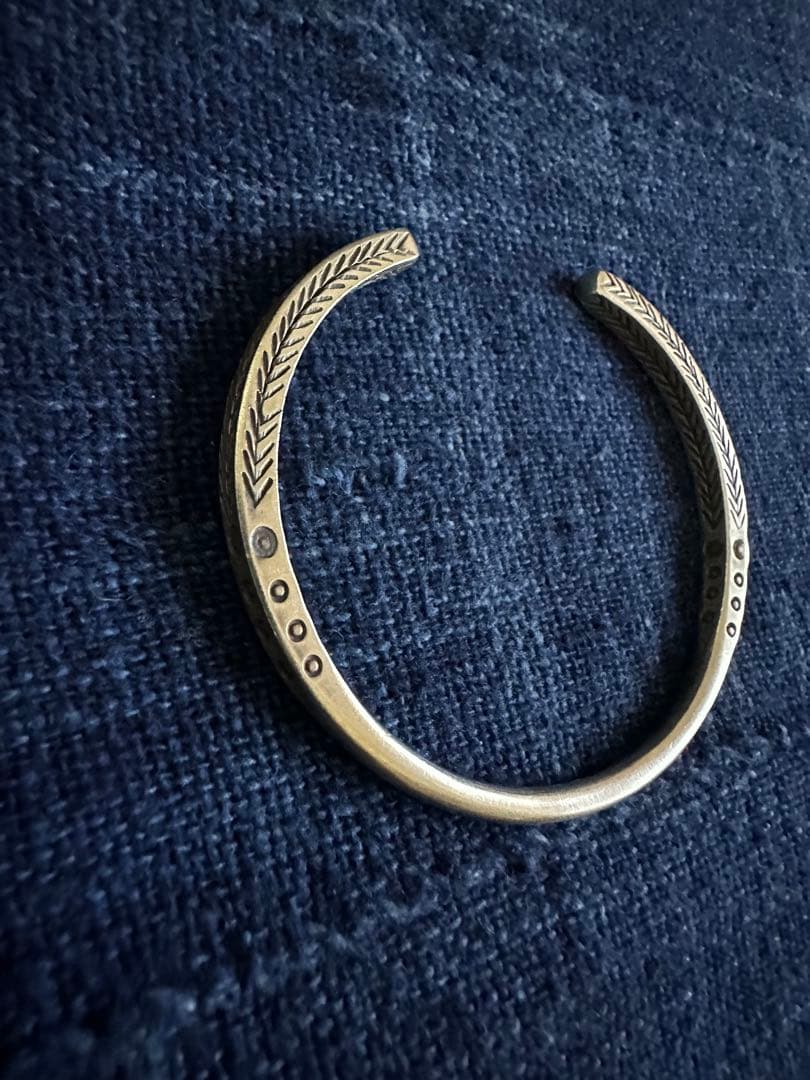 12カレン族、首長族、カレンシルバー、純銀、タイ　チャトチャックマーケット