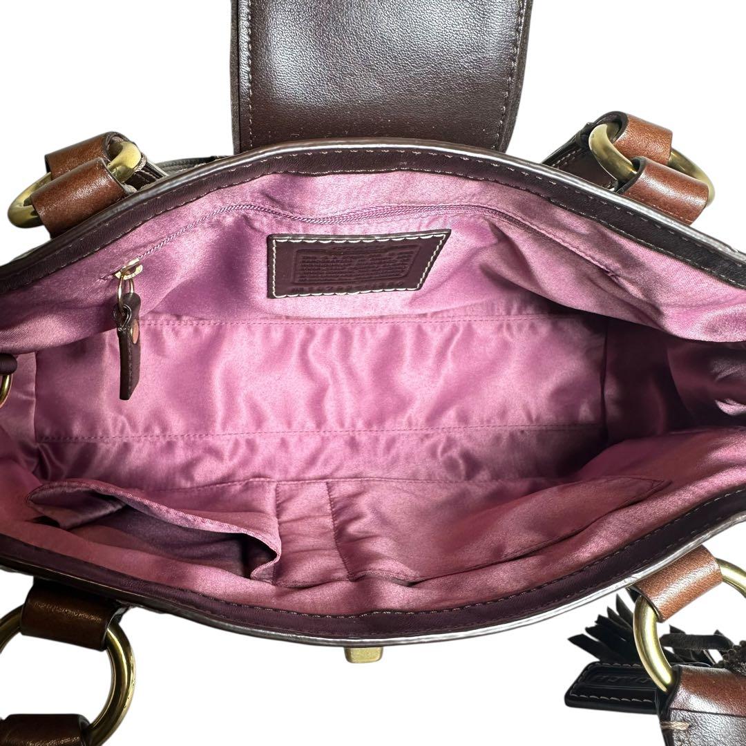 コーチ ハンドバッグ ハンプトンズ レザー　ターンロック　シグネチャー