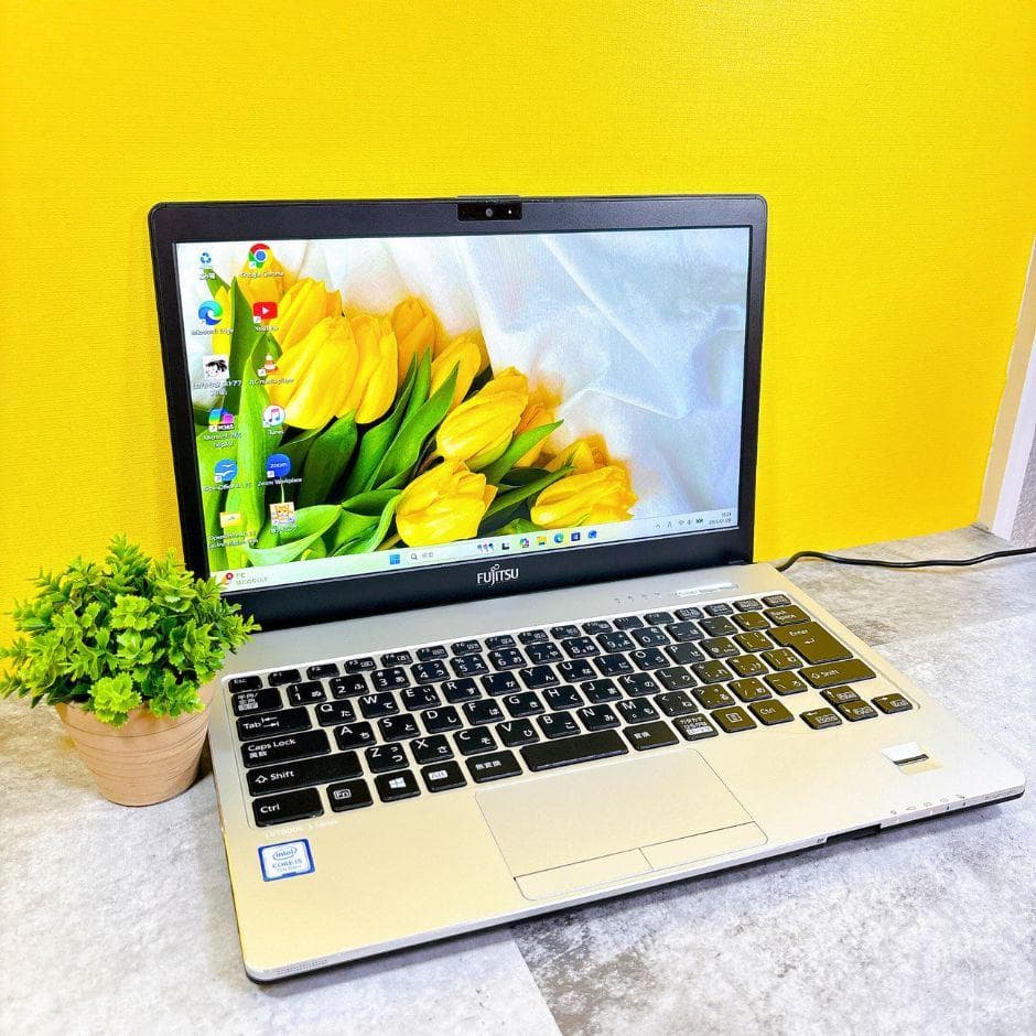 小型軽量❣ｉ5＆SSD搭載で快適✨カメラ付き フルHD 薄型 Windows11