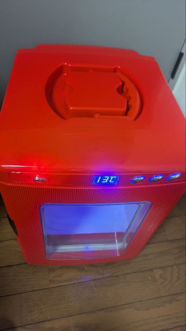 ディスプレイ型ポータブル保冷温庫 25L XHC-25 車載冷蔵庫 (赤)