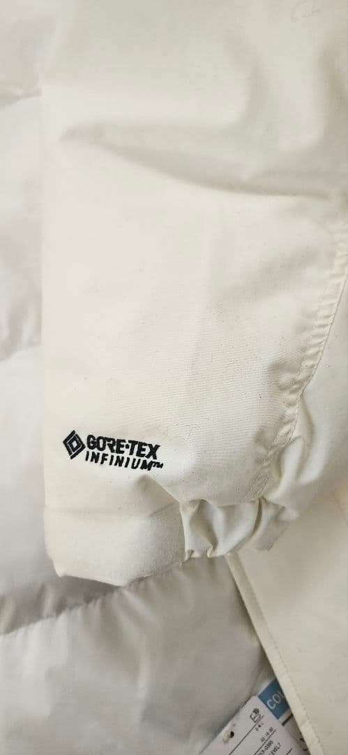 ぼく　新品未使用　+Phenix　ダウンジャケット