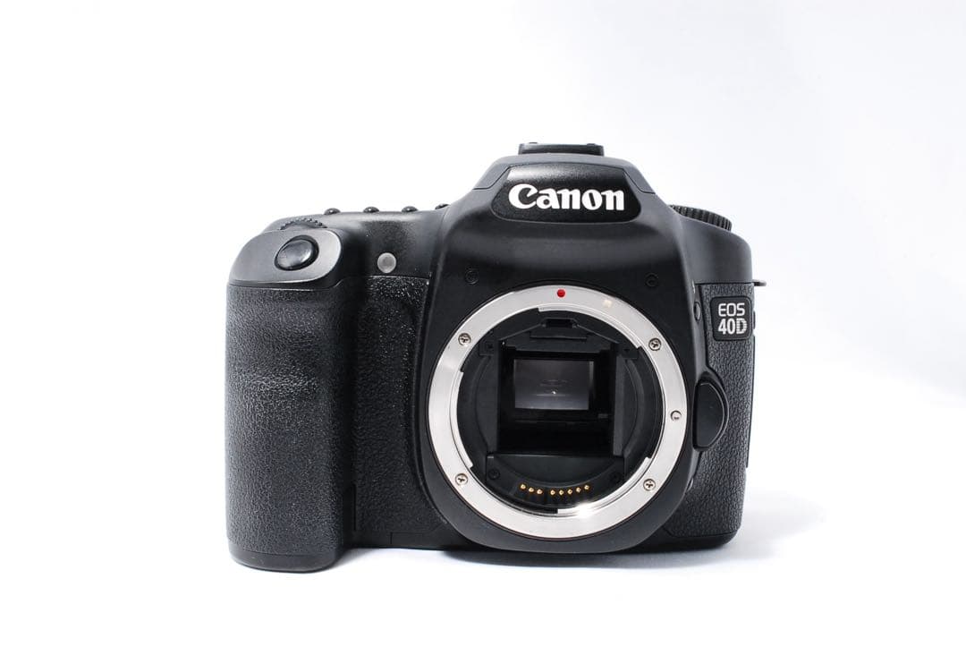 初心者デビューに❤️Canon EOS 40D ❤️人気機種一眼レフカメラ