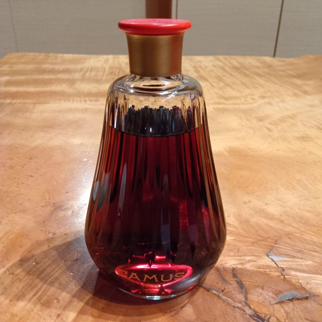 未開栓古酒 CAMUS カミュ バカラ 宝箱 700ml Alc.40%