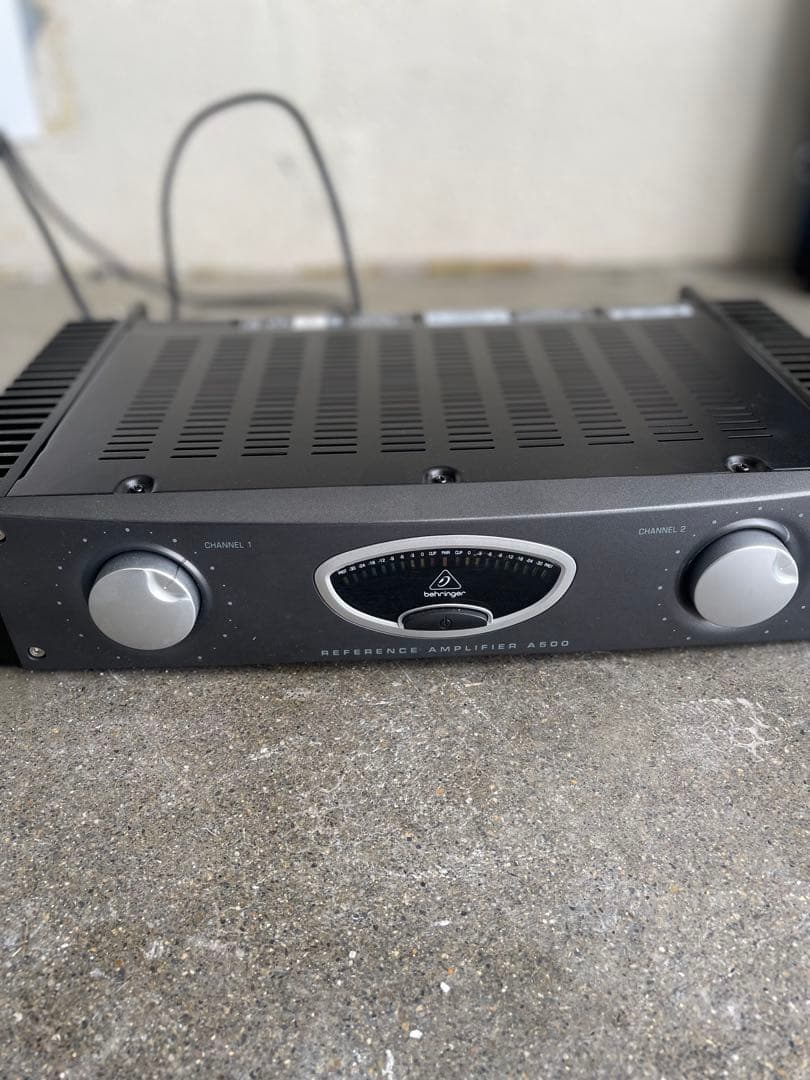 Behringer A500 パワーアンプ