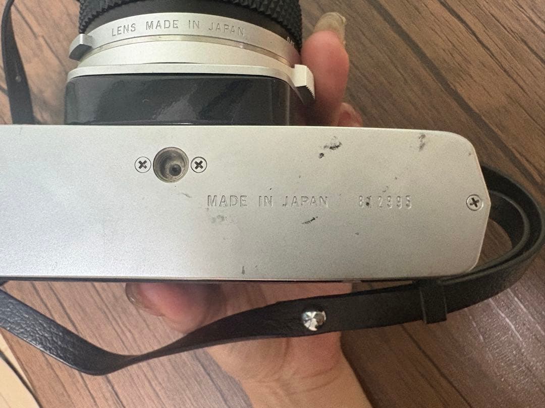 OLYMPUS オリンパス OM-1 シルバー