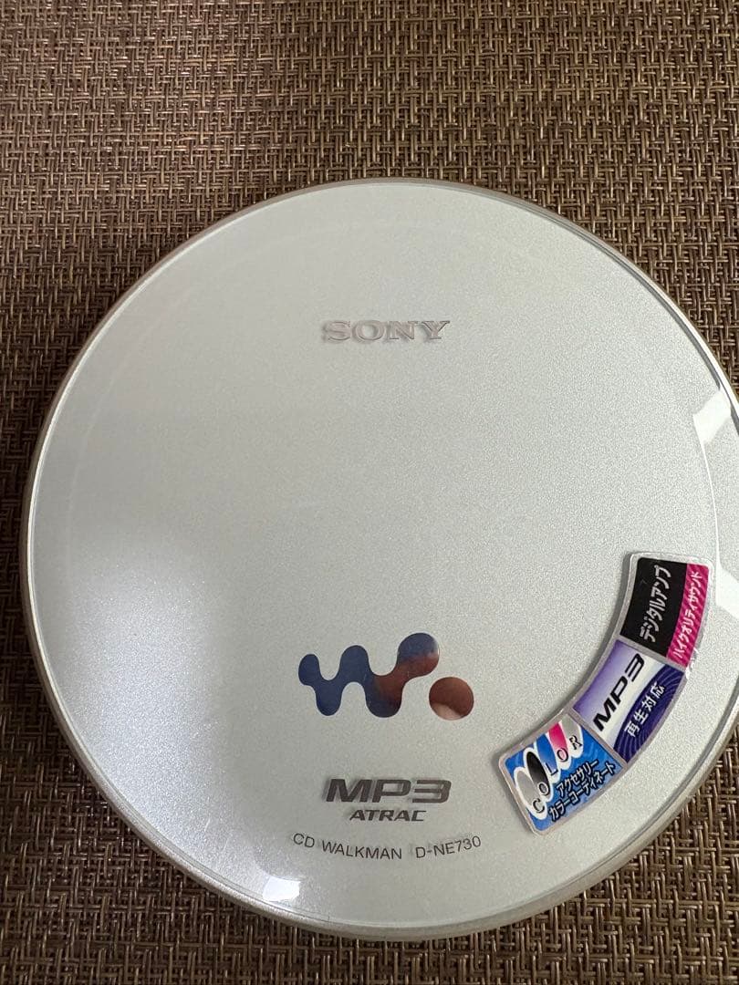 ポータブルプレーヤー SONY CD WALKMAN D-NE730