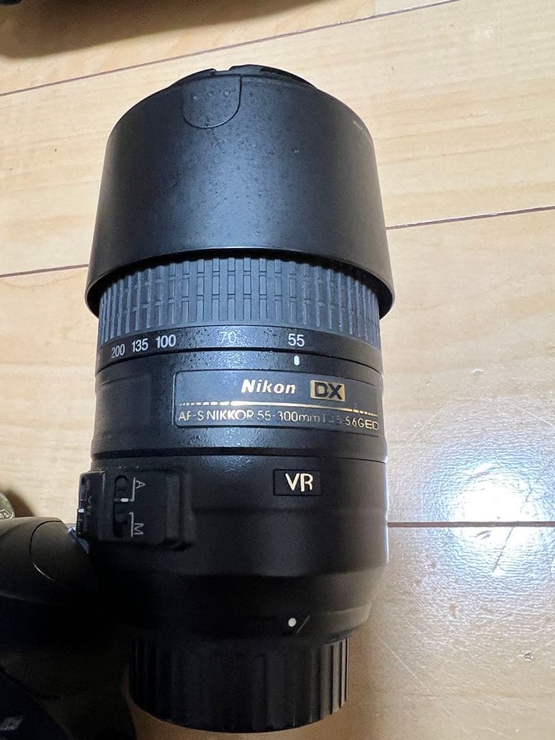 Nikon D5100デジタル一眼レフカメラ レンズ2本付き