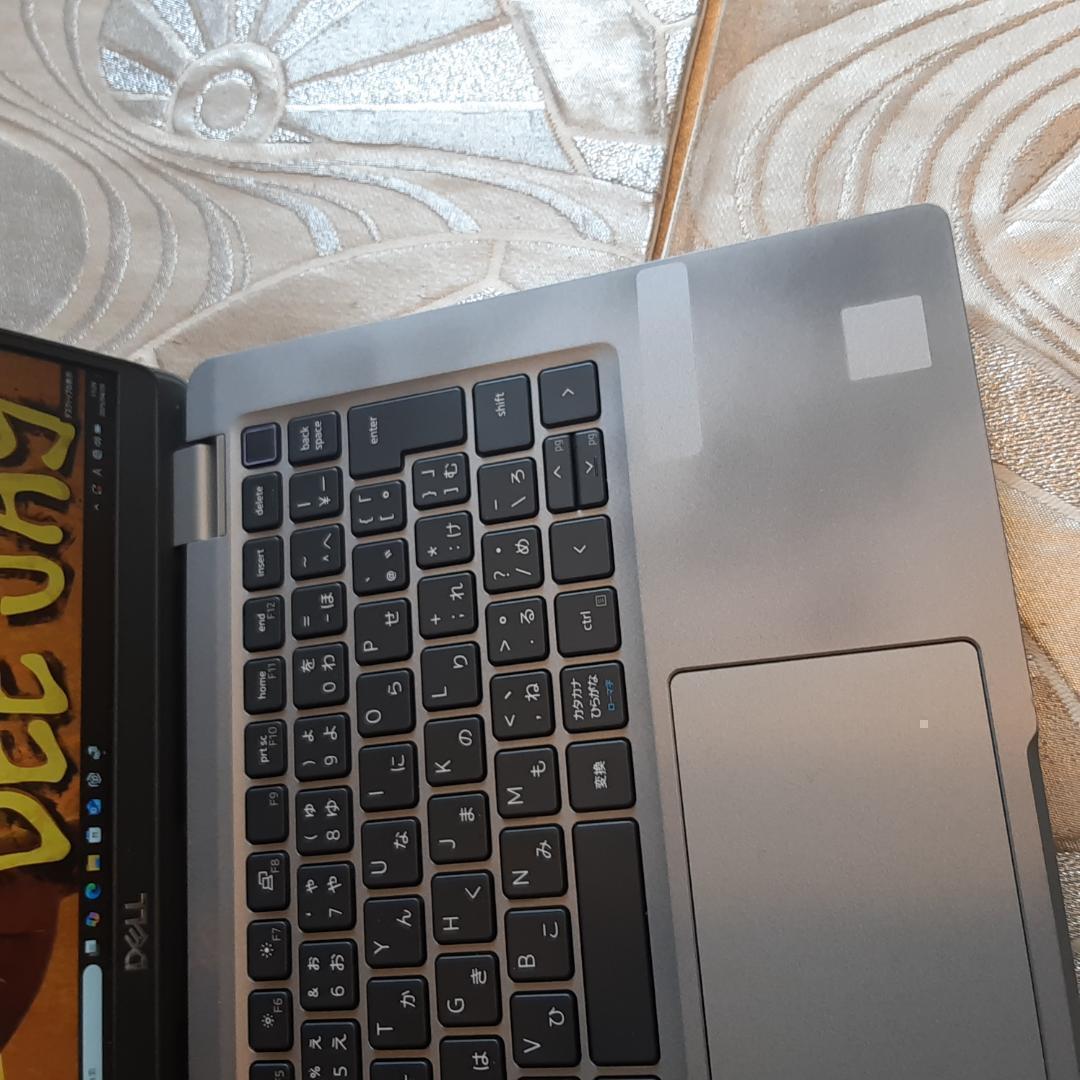 13インチ・5320 DELL 11世代 i5 256G 1920x1080
