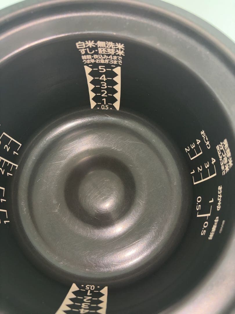 美品　三菱 IH炊飯ジャー炊飯器 本炭釜 紬5.5合 NJ-BW10F