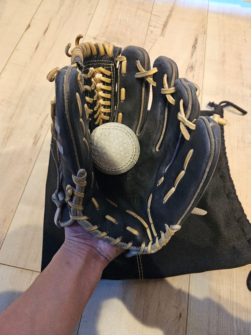 ミズノプロオーダー　軟式内野手　 ネイビー 収納袋付き　サイズ9