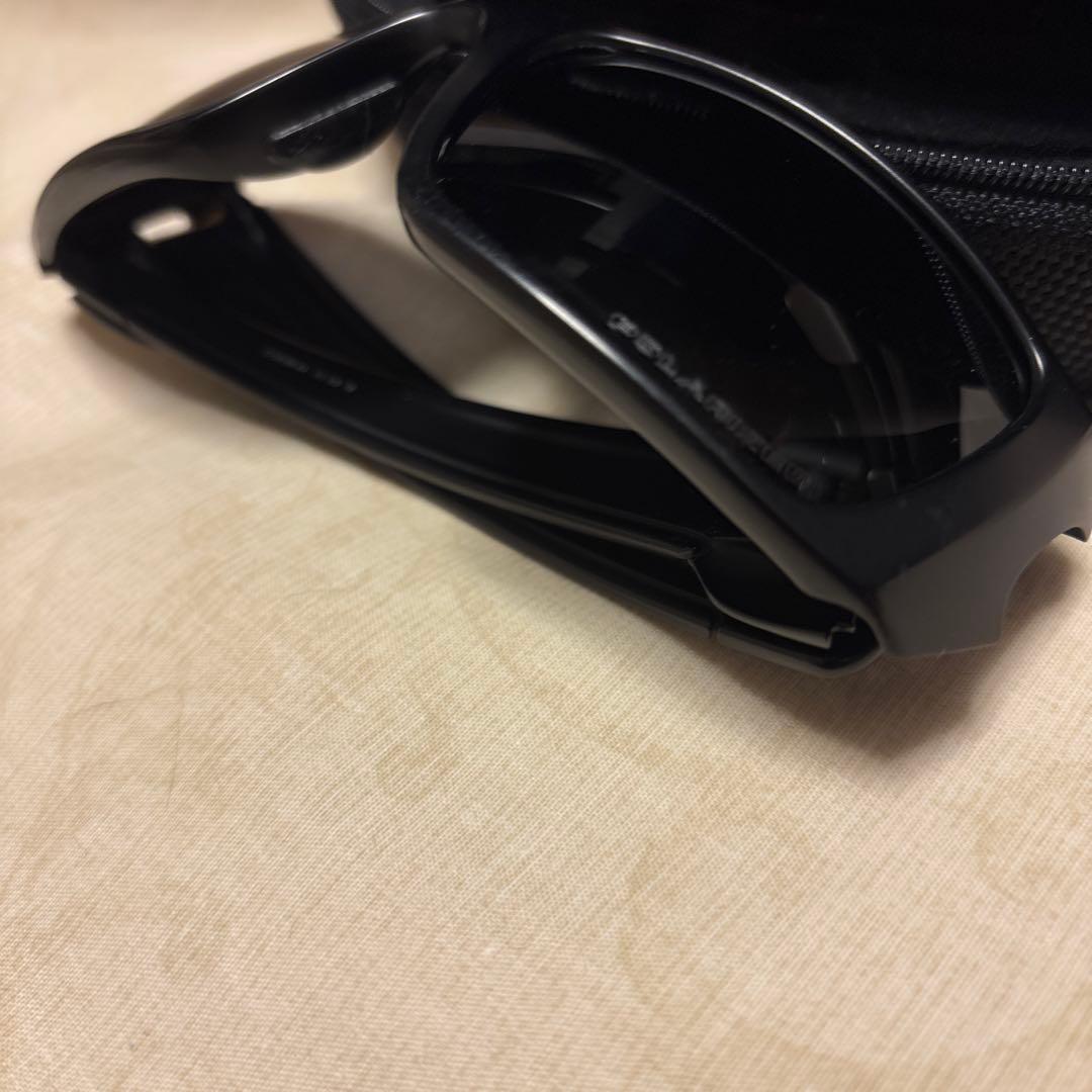 Oakley サングラス FUEL CELL ブラックフレーム ケース 収納袋