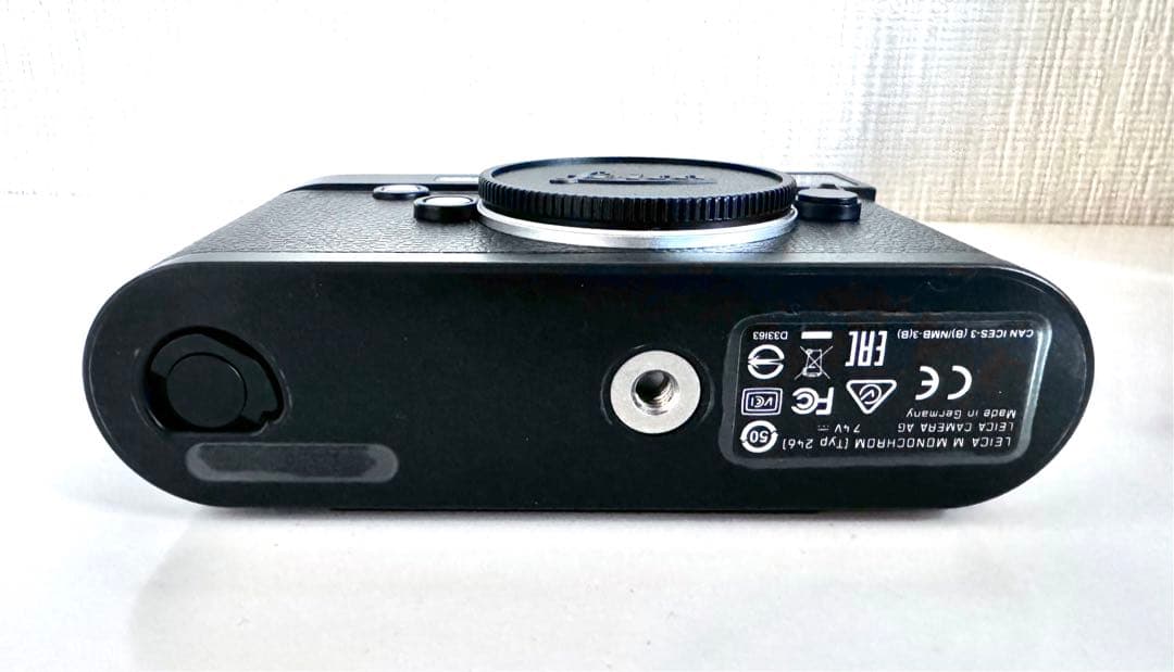 ライカ Mモノクローム Typ246 本体＋ハンドグリップ