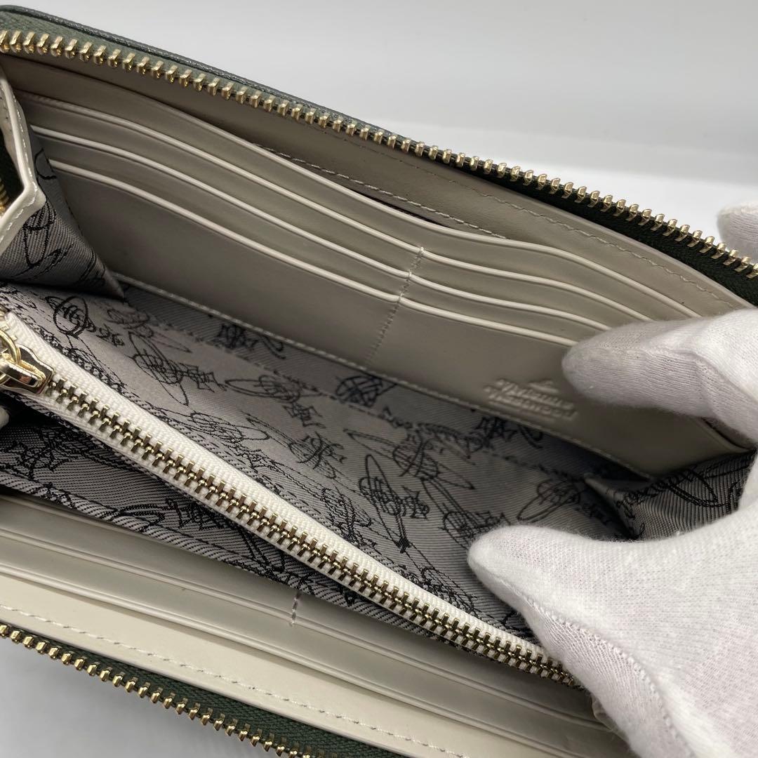 茶々丸様ヴィヴィアンウエストウッド　オーブ　ラウンドファスナー　長財布　w6