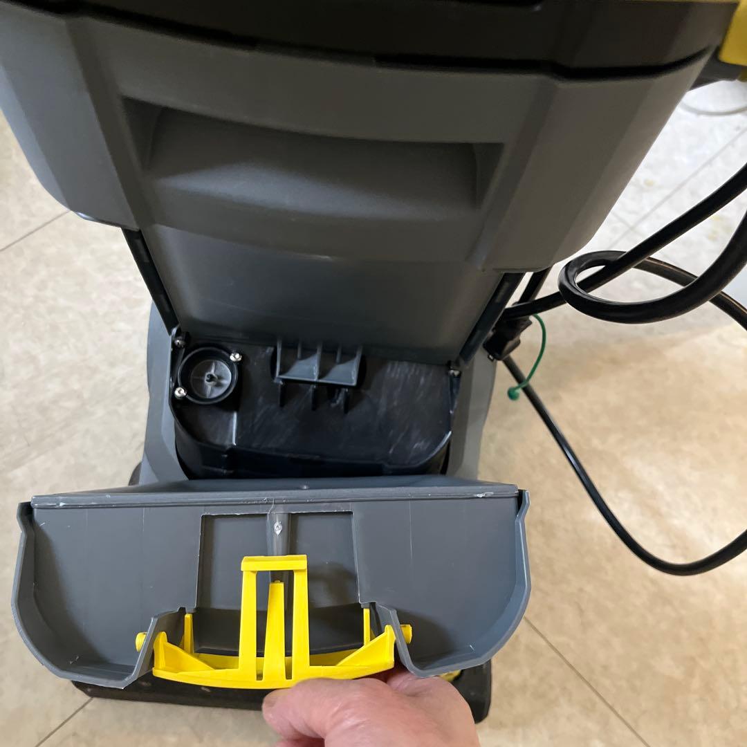 KARCHER BR 301 掃除機