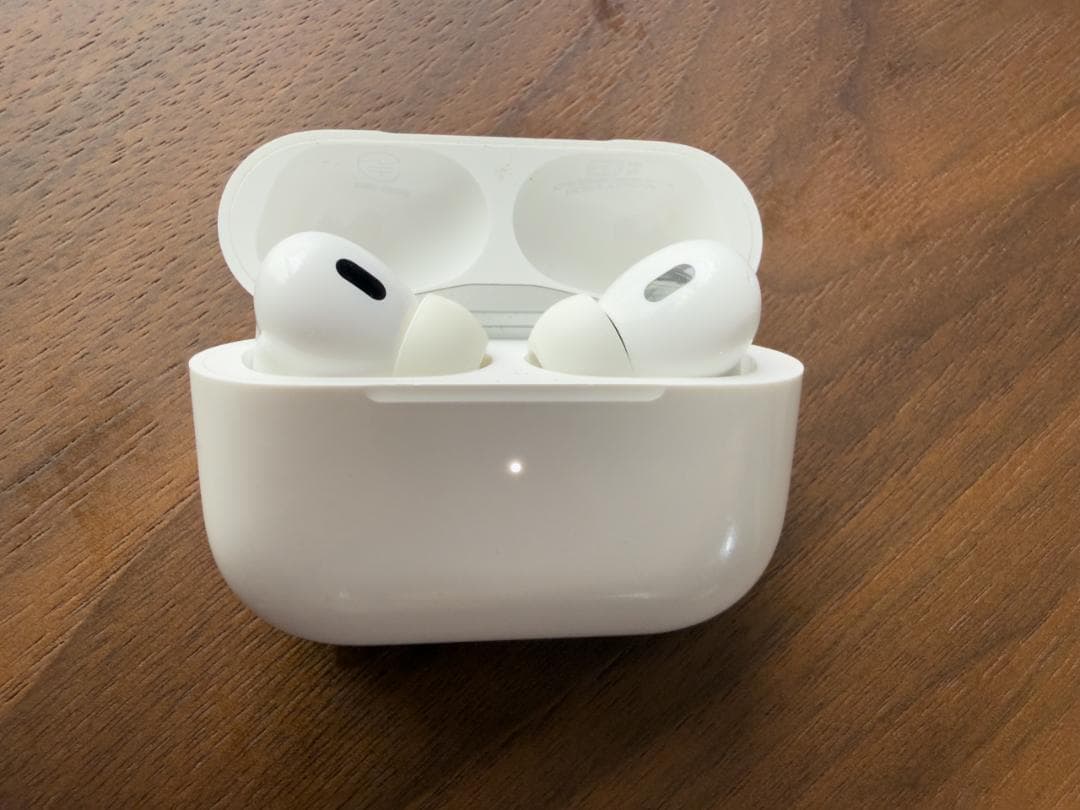 AirPods Pro 第2世代 MagSafe充電 Lightning