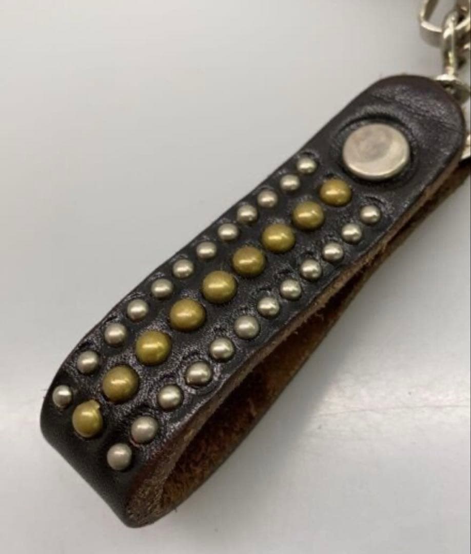 HTCレザー スタッズ ウォレットチェーン