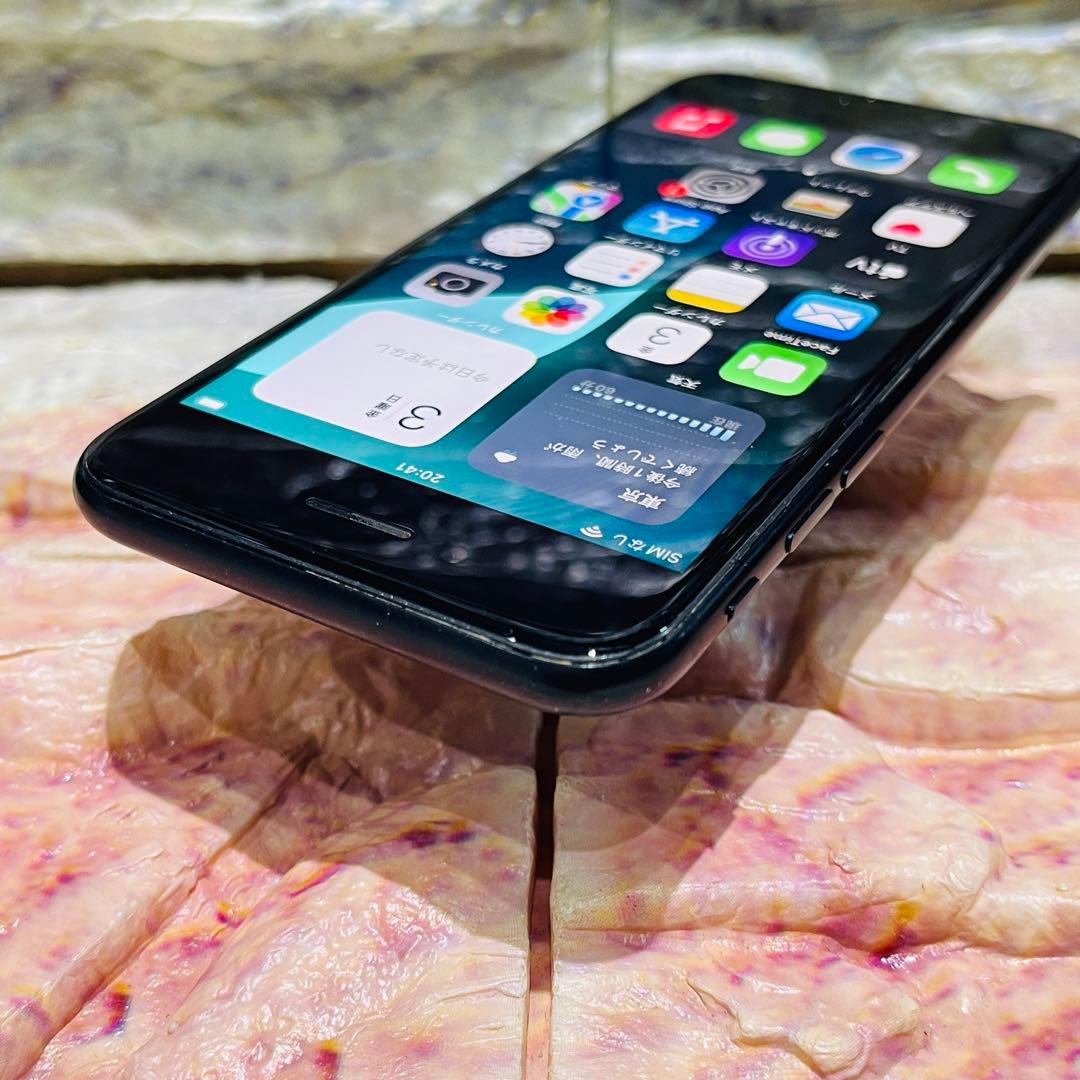 SIMフリー iPhoneSE2 128GB ブラック 新品電池